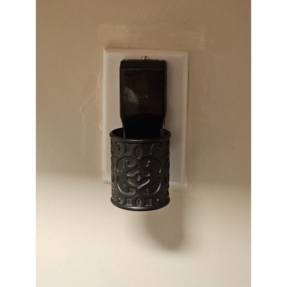 Bath & Body Works Matte Black Vintage Scroll Design Wallflowers Plug In